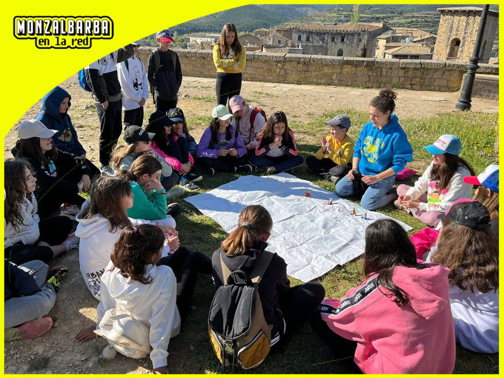 Los niños del CEIP Fernández Vizarra disfrutan de una tarde medieval en Sos del Rey&nbsp;Católico