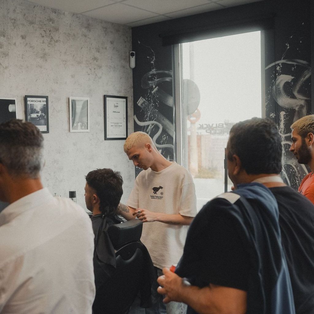 La nueva peluquería de hombre de Monzalbarba: THE BLVCK&nbsp;SHEEP