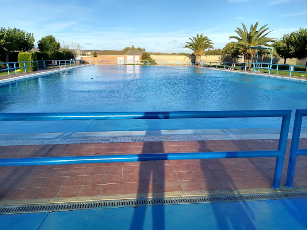 Jornada de puertas abiertas en la piscina de Monzalbarba&nbsp;2024
