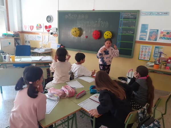 Seguimos aprendiendo de forma divertida y motivadora con los dictados&nbsp;explosivos