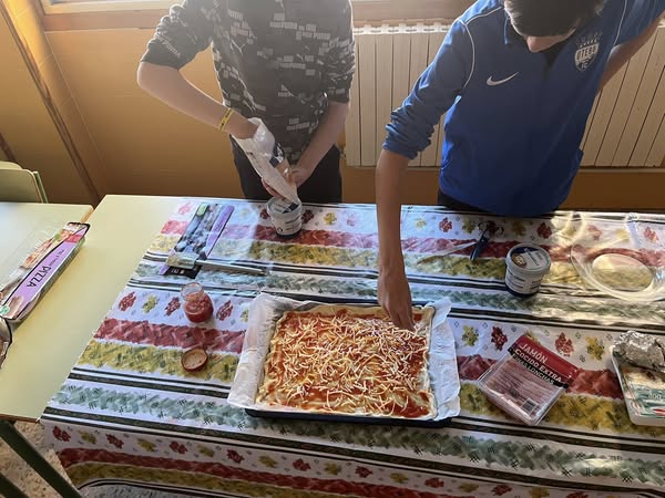 Taller de cocina: el alumnado de 6º cocinando sus&nbsp;recetas